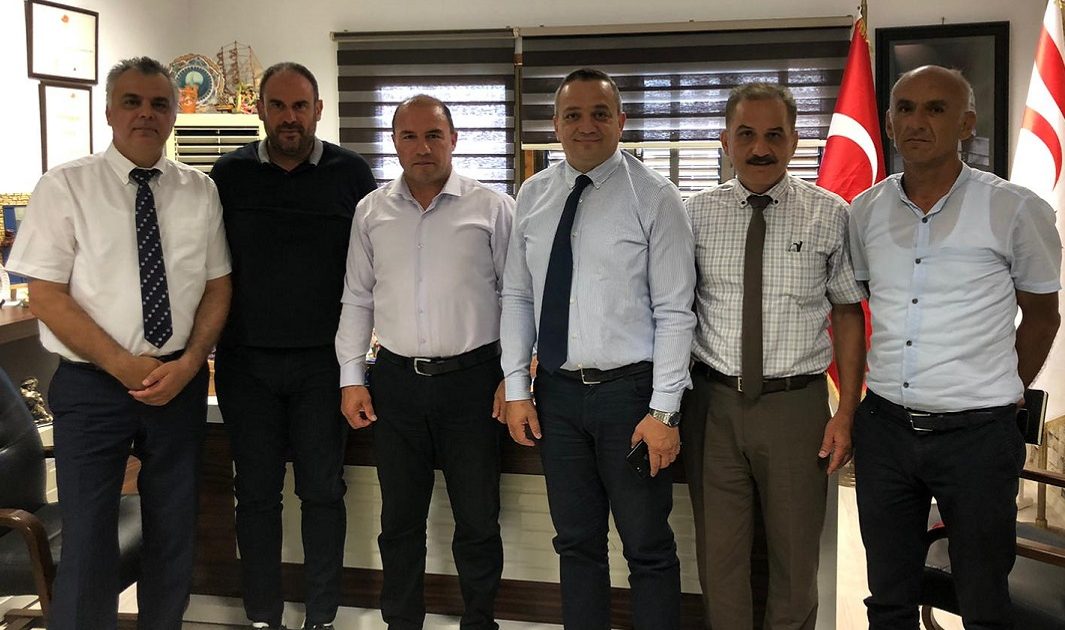 1 Eylul 2020 Tarihinde Yenibogazici Gazimagusa Da Egitime Baslayacak Olan Yakin Dogu Okul Oncesi Ilkokulu Ve Koleji Yetkilileri Gazimagusa Ve Yenibogazici Belediye Baskanlarini Ziyaret Etti Yakin Dogu Koleji